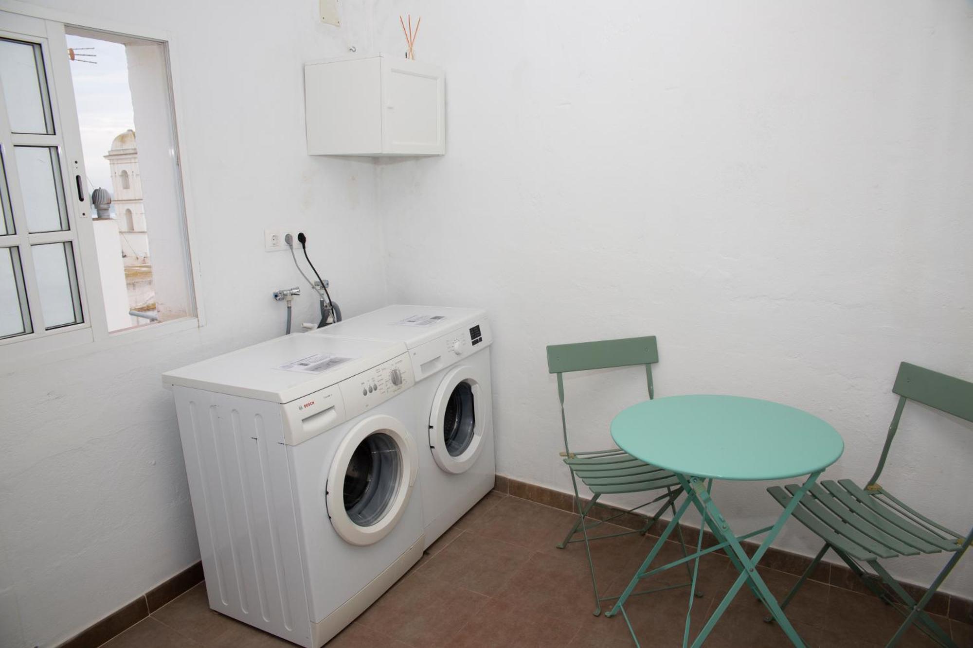 Conil Apartamentos La Dama Y El Vagabundo Конил-де-ла-Фронтера Екстериор снимка