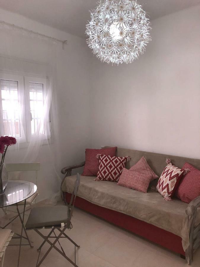 Conil Apartamentos La Dama Y El Vagabundo Конил-де-ла-Фронтера Екстериор снимка